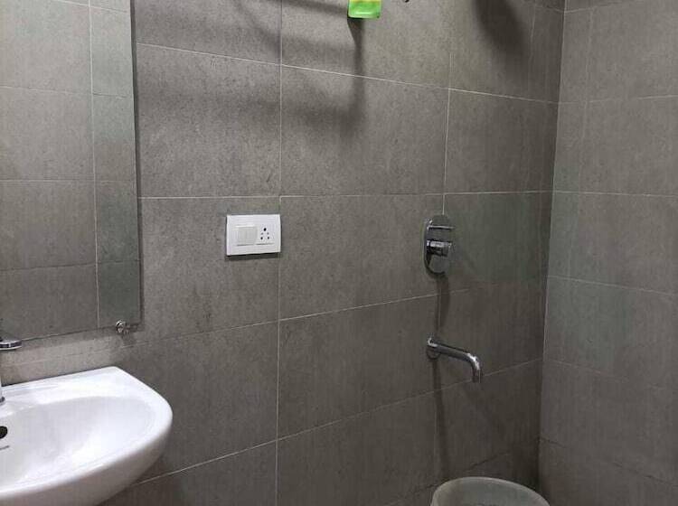 בית מלון כפרי Grace Residency