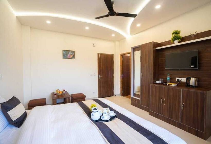 ホテル Luxmi Vilas Inn