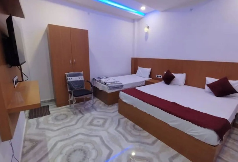 酒店 Goroomgo Nirmala Palace Ayodhya