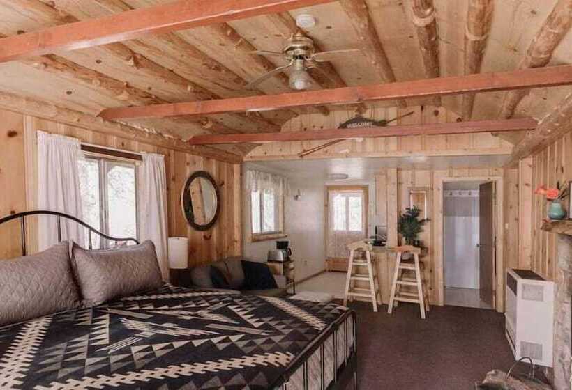 Отель Oak Knoll Studio Unit 5 #2404