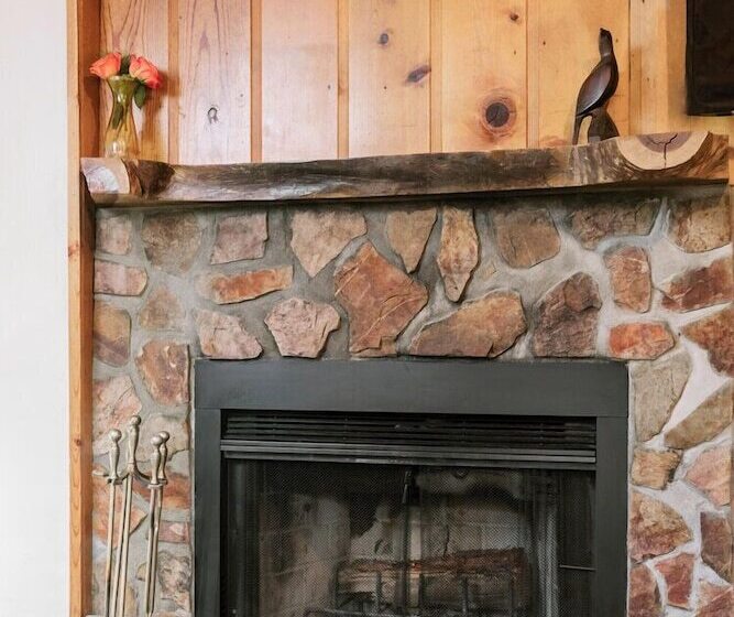 Отель Oak Knoll Studio Unit 5 #2404