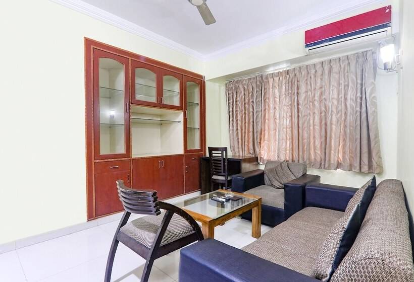 Fabhotel Royal Ville