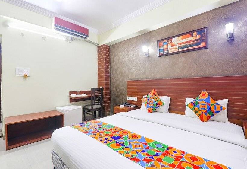 Fabhotel Royal Ville