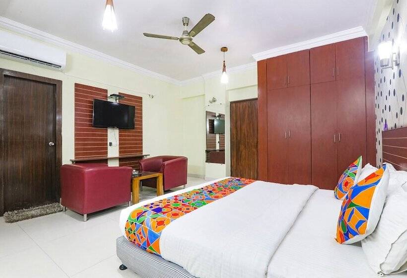 Fabhotel Royal Ville