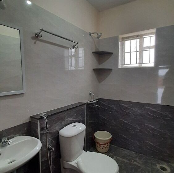 酒店 Shantham Service Apartments, Kinathukadavu