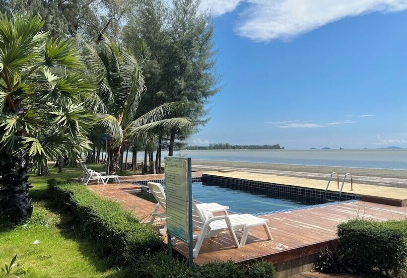 בית מלון כפרי The Chevalley Beach Resort