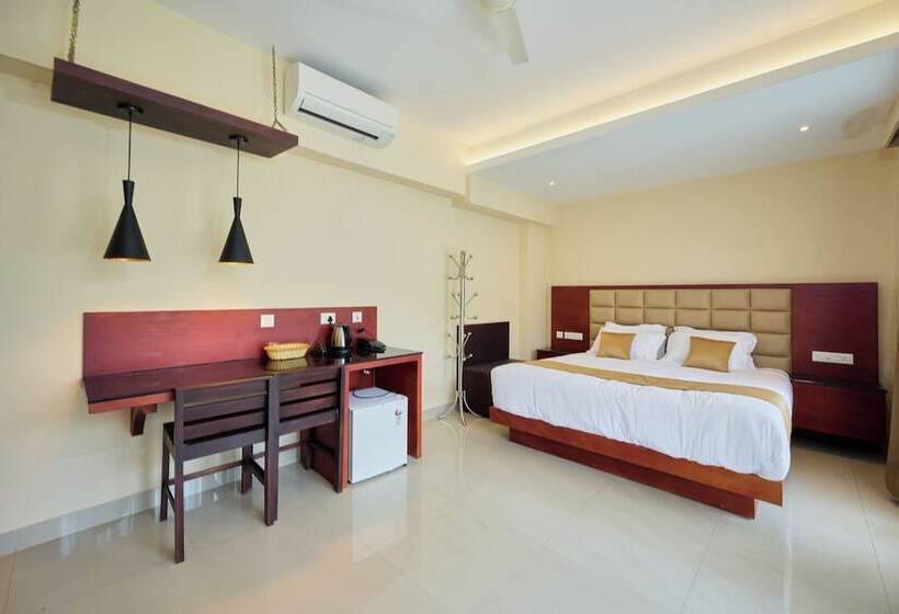 호텔 Thekkady Gavi Suites