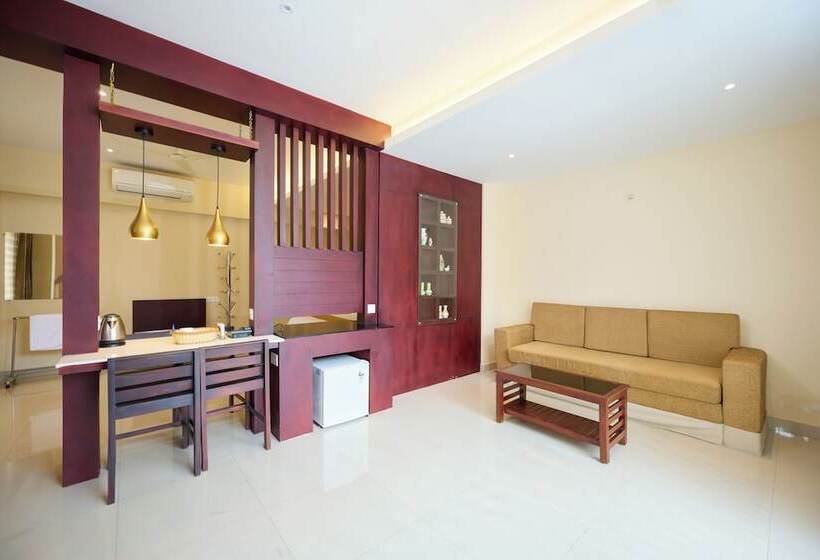 호텔 Thekkady Gavi Suites