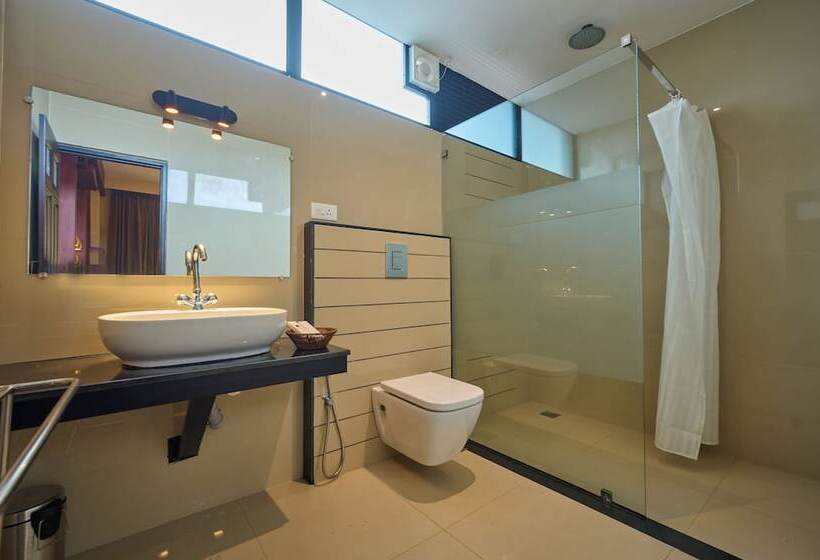 호텔 Thekkady Gavi Suites