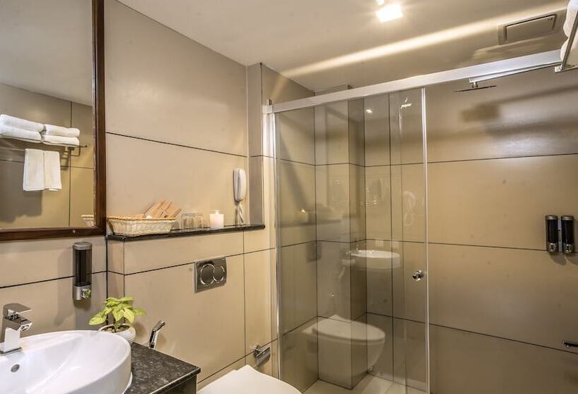 酒店 Wild Avenue Resort & Spa