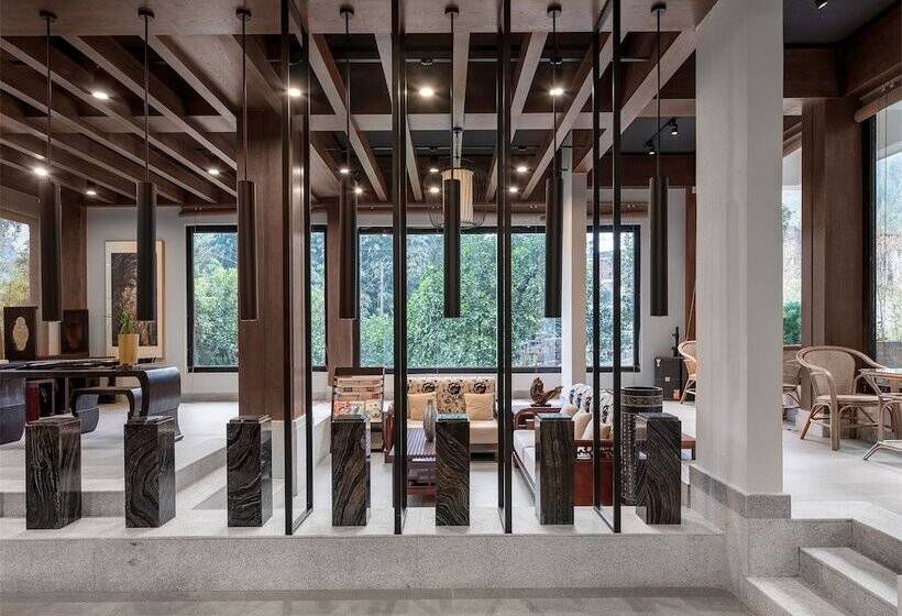 호텔 Yangshuo Picturesque Resort   Free Train Station Pick Up