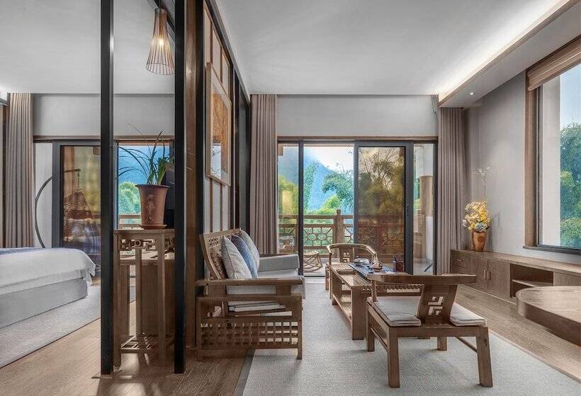 호텔 Yangshuo Picturesque Resort   Free Train Station Pick Up