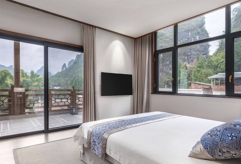 호텔 Yangshuo Picturesque Resort   Free Train Station Pick Up