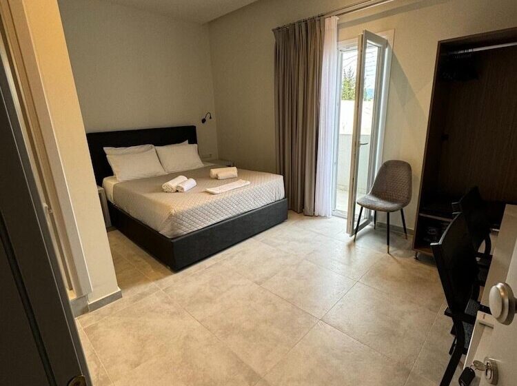 Ilios Properties Next To Gouvia Beach