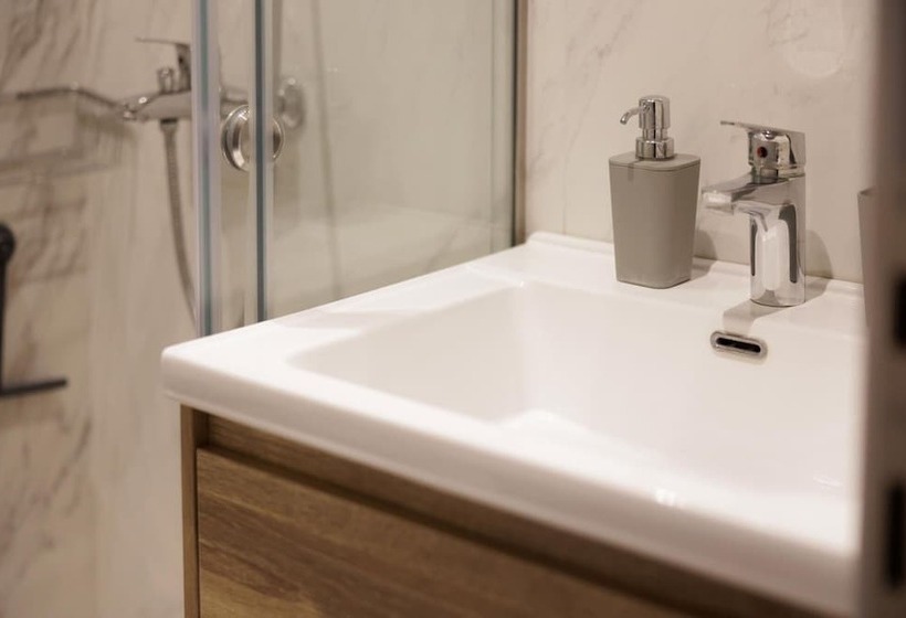 Ilios Properties Next To Gouvia Beach