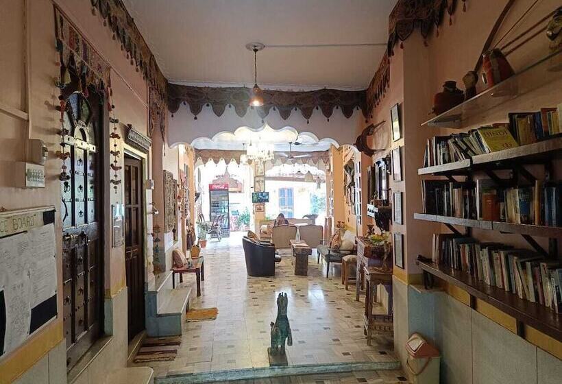 פנסיון Durag Niwas