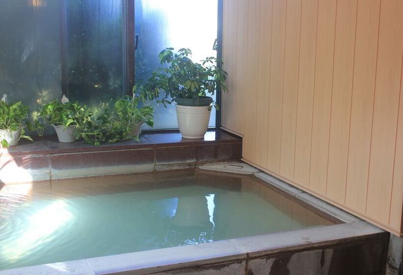 אתר נופש Hakonegora Guamdog Honten