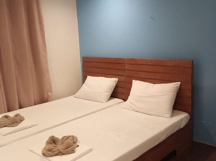 Amos Pili Tree Inn Powered By Cocotel