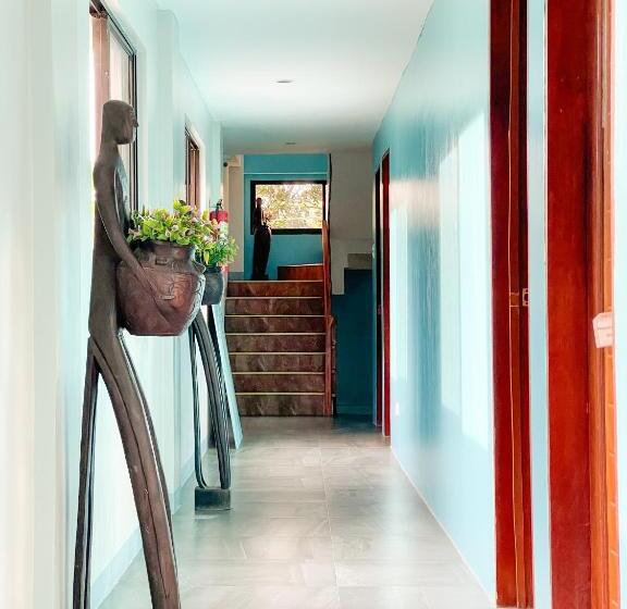 Amos Pili Tree Inn Powered By Cocotel