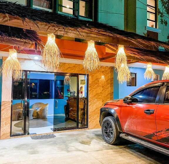 Amos Pili Tree Inn Powered By Cocotel