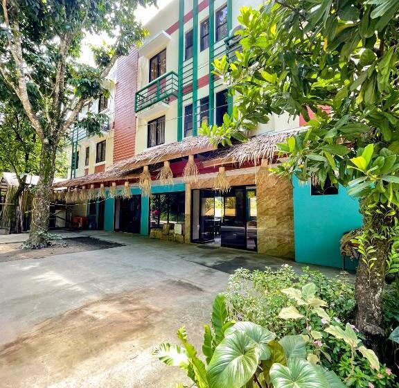 Amos Pili Tree Inn Powered By Cocotel