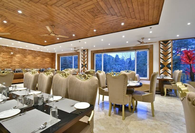 Ark Holiday Inn By Dls Hotels