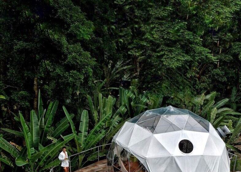 مبيت وإفطار Faith Glamping Dome Costa Rica