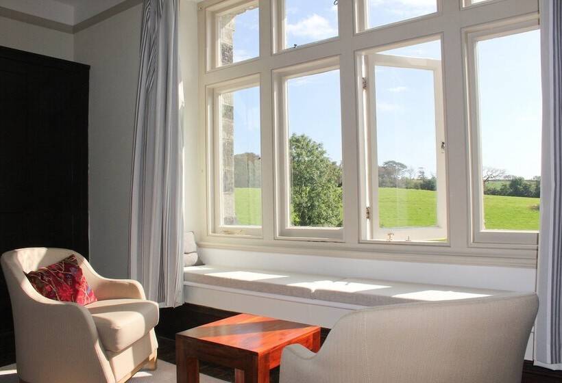 Bed and Breakfast Costislost Organic Retreat