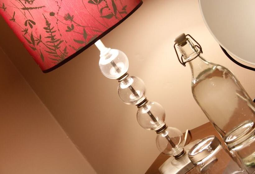 Bed and Breakfast Costislost Organic Retreat