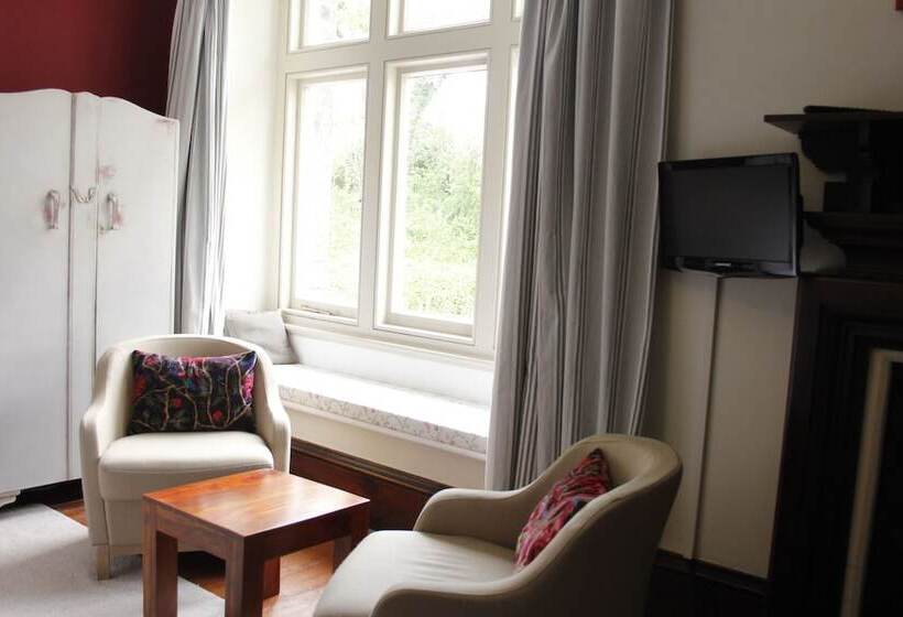 Bed and Breakfast Costislost Organic Retreat