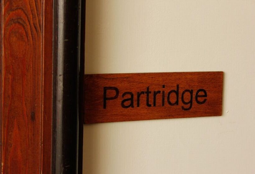 Bed and Breakfast Costislost Organic Retreat