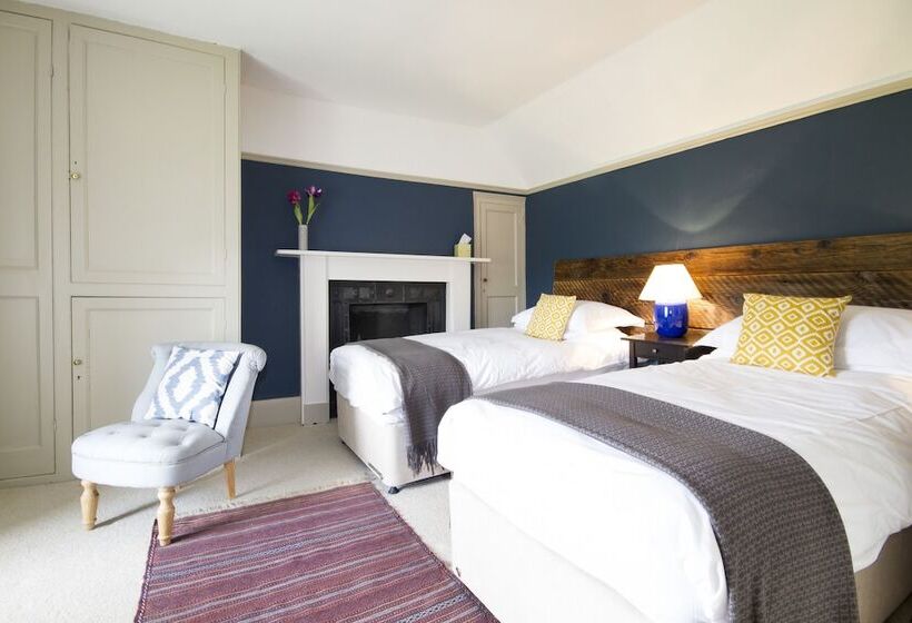 Bed and Breakfast Costislost Organic Retreat