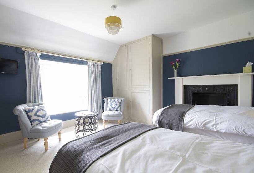 Bed and Breakfast Costislost Organic Retreat