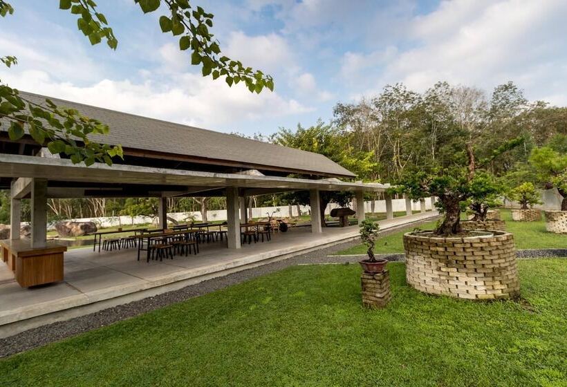 בית מלון כפרי Berugo Cottage