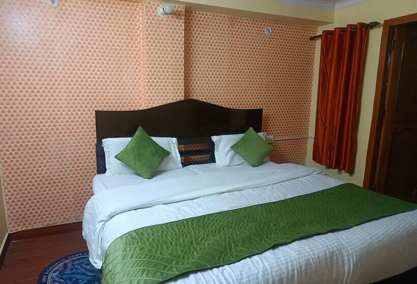 בית מלון כפרי Goroomgo Chand Regency Nainital