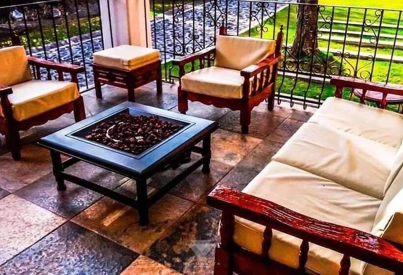 فندق Ex Hacienda Santa Elena