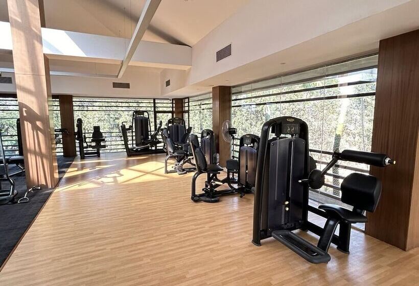 בית מלון כפרי Nambiar Club Bellezea