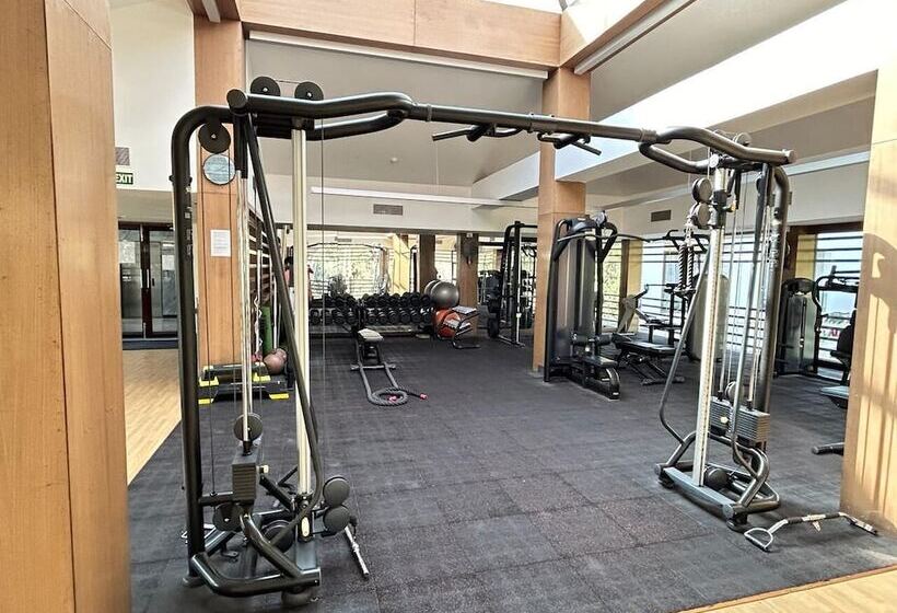 בית מלון כפרי Nambiar Club Bellezea