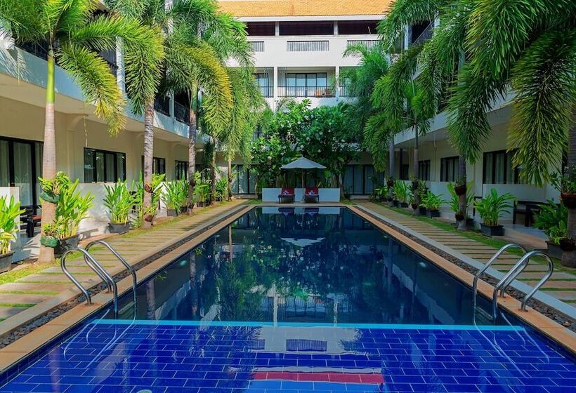 ホテル New Riverside