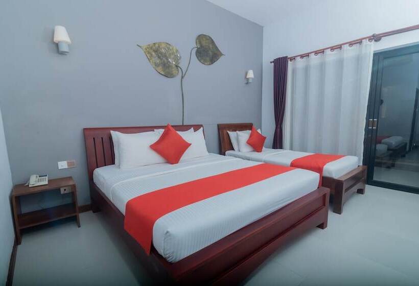 ホテル New Riverside