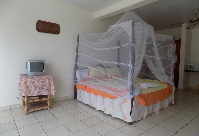 هتل Sunrise Apartments