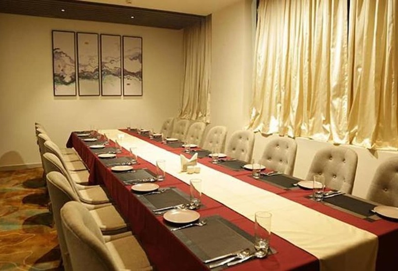 Fabhotel Prime Vdara