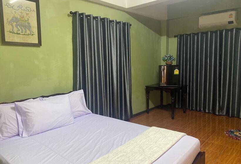 レジデンス Kumjawjomkaew