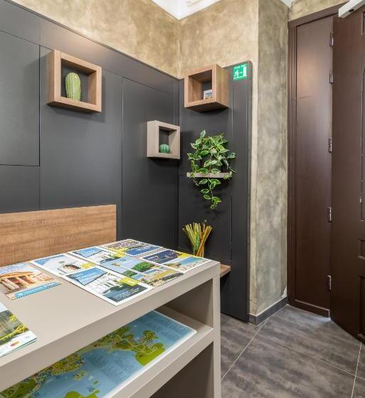 호스텔 Boutique Suites Joyce