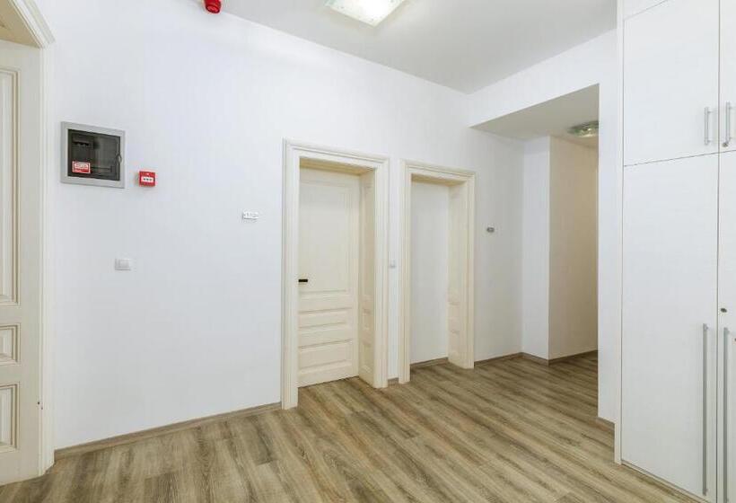 호스텔 Boutique Suites Joyce