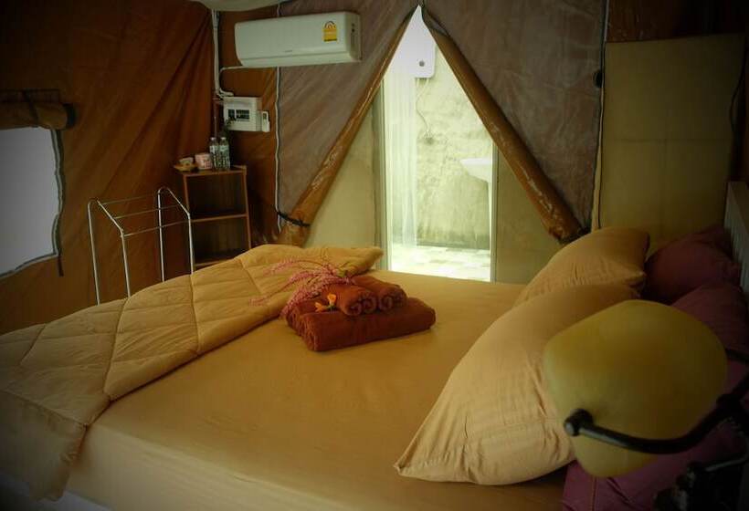 הוסטל Kama Siri