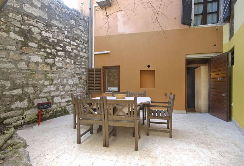 Angelo D'oro Holiday Home Amicis