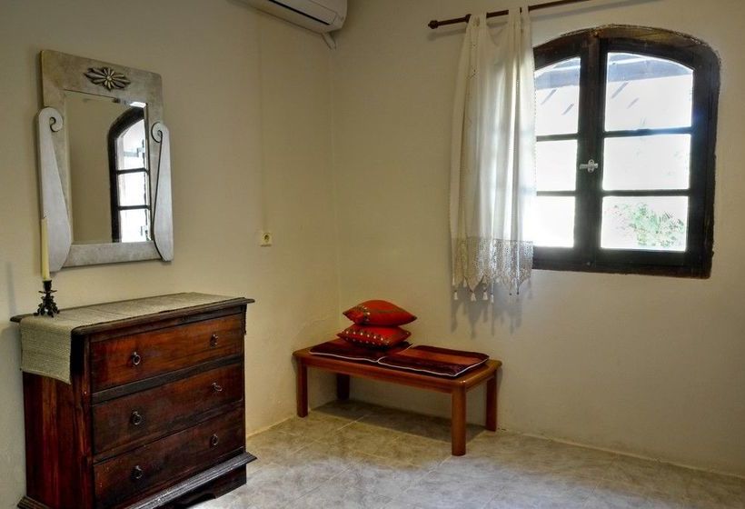 Anna Malai Traditional Cretan Villa