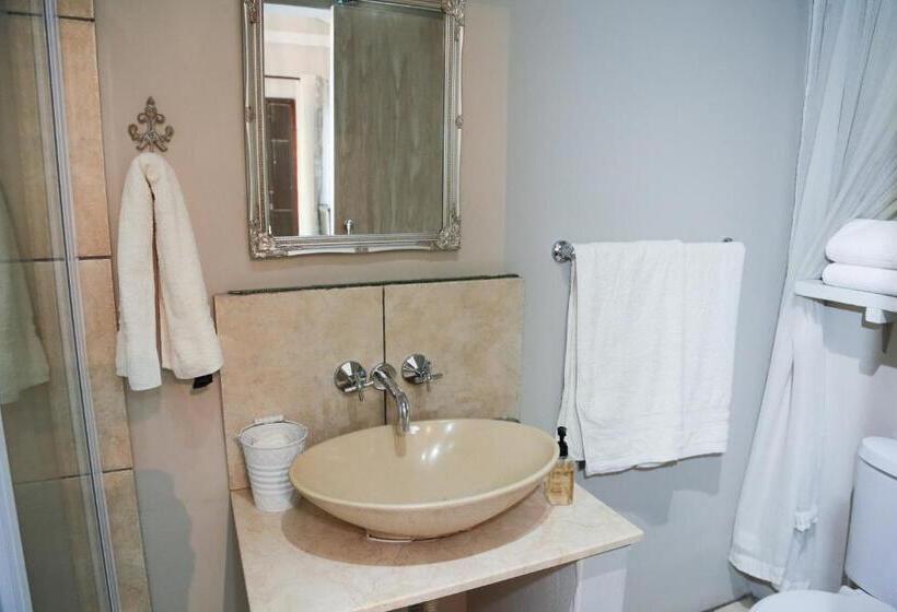 مبيت وإفطار 5 Konings Guesthouse