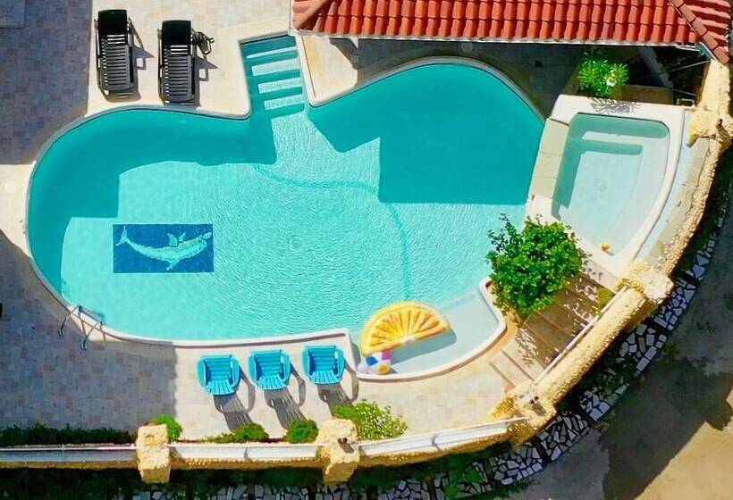 민박 Brisas Doradas